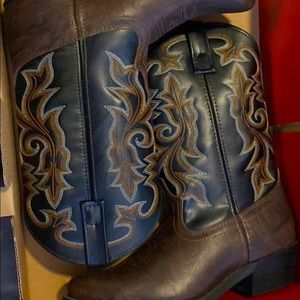 Justin Boots. Worn once in great shape and comes with box!
